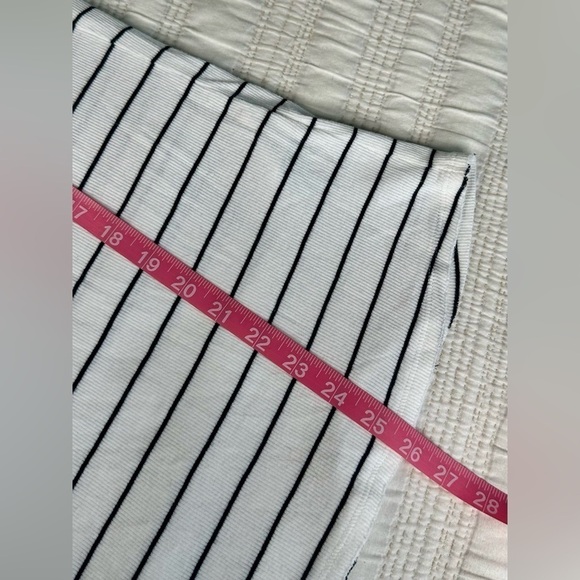 Abercrombie & Fitch Lace Up Striped Ribbed Top in White and Black Size Small - Picture 5 of 9